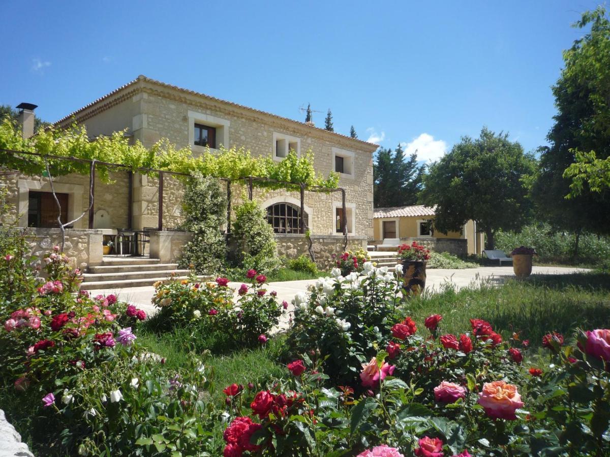 Mas Saint-Joseph Bed & Breakfast Fontvieille Bagian luar foto