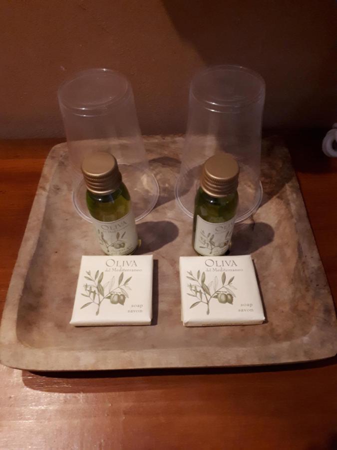 Mas Saint-Joseph Bed & Breakfast Fontvieille Bagian luar foto