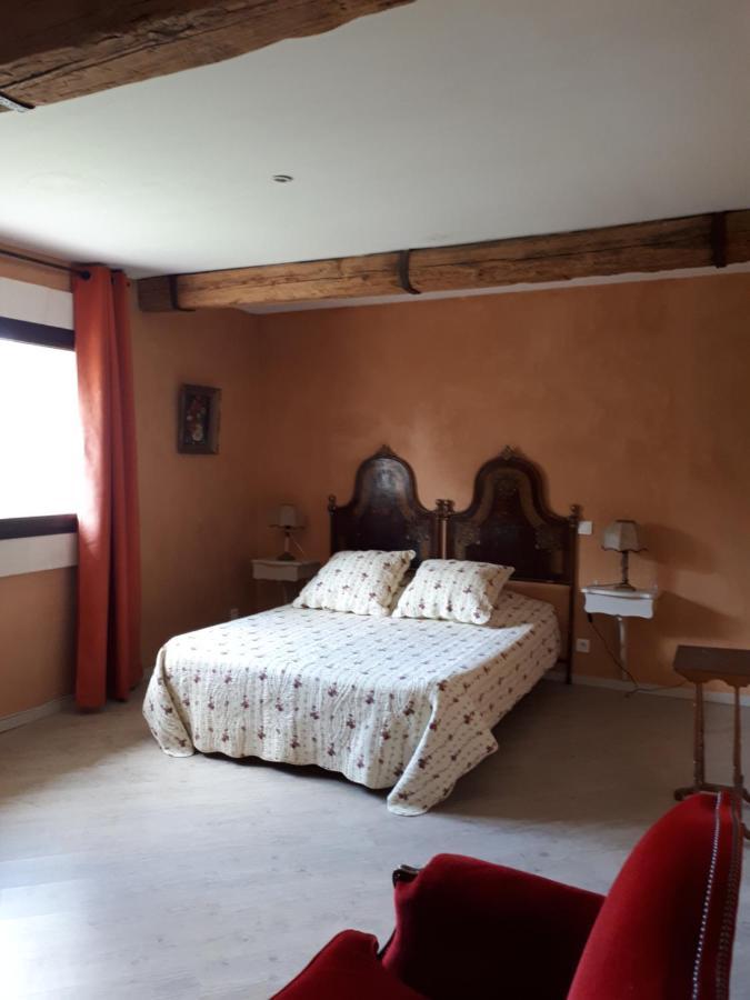 Mas Saint-Joseph Bed & Breakfast Fontvieille Bagian luar foto